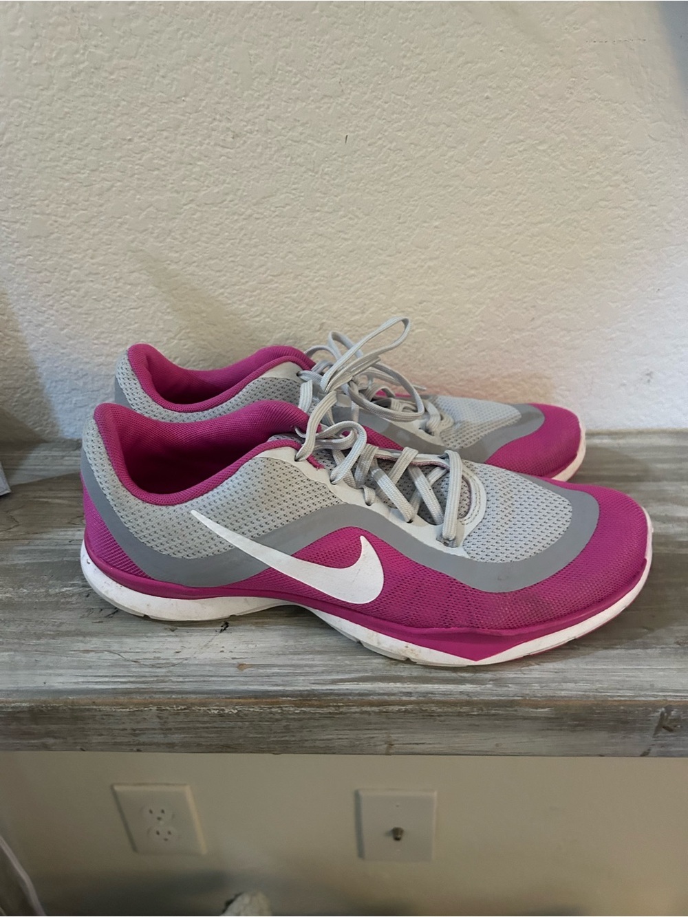 Nike Flex Trainer 6 Pink Blast Size 9.5
